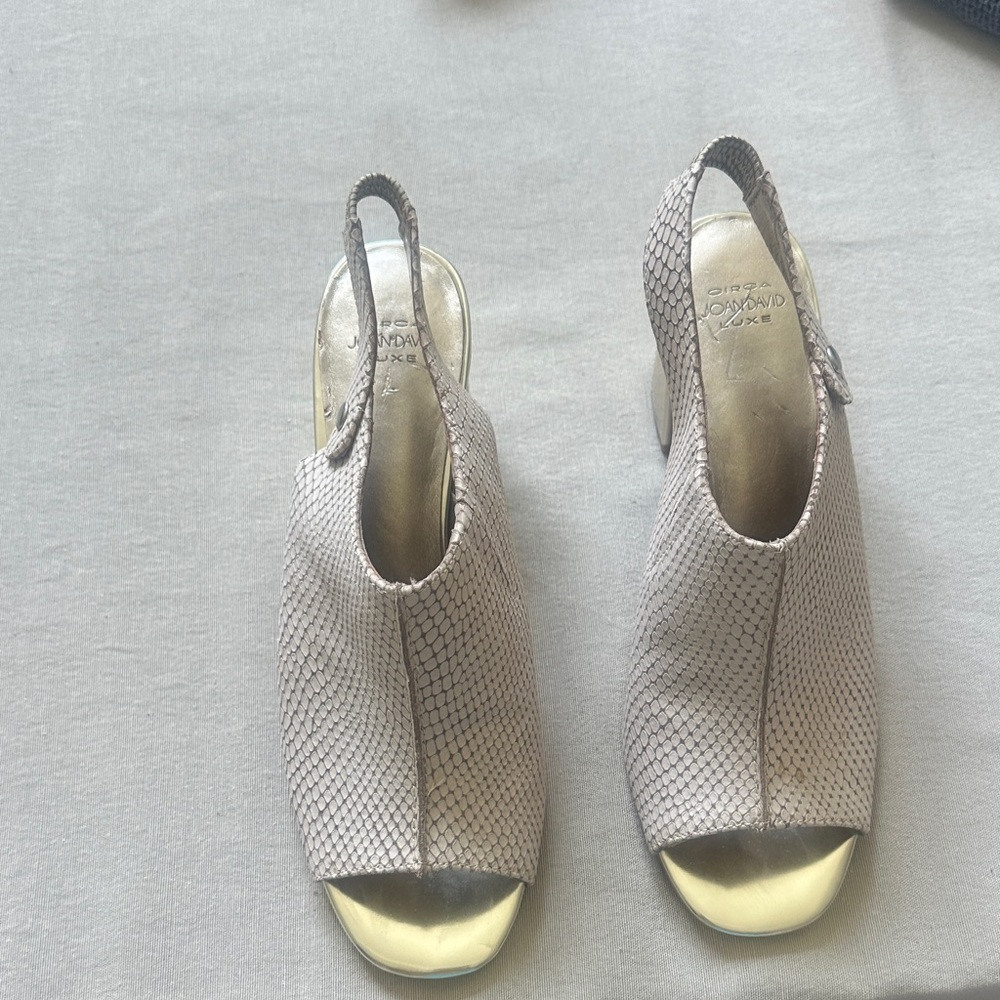Joan & David Gold Peep-Toe Slingback Heels